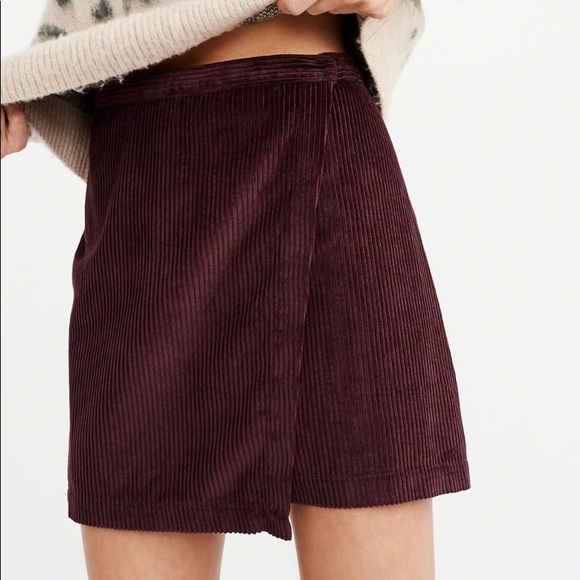 Abercrombie Corduroy Burgundy Skirt